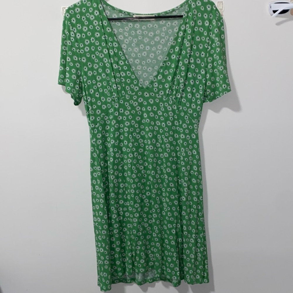 Green with daisies mini dress